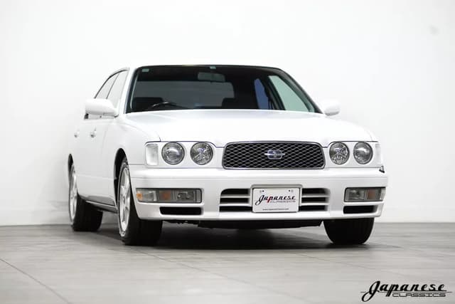 1996 Nissan Gloria JDM car for sale — photo 3 of 25