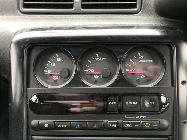 1990 Nissan Skyline JDM car for sale — photo 17 of 18
