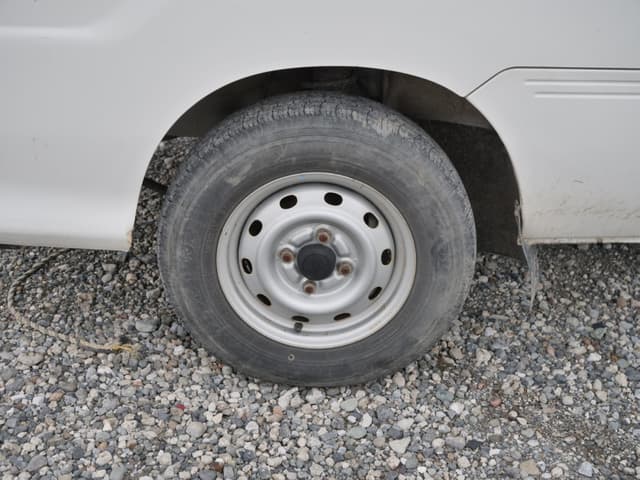 1999 Daihatsu Hijet JDM car for sale — photo 21 of 25