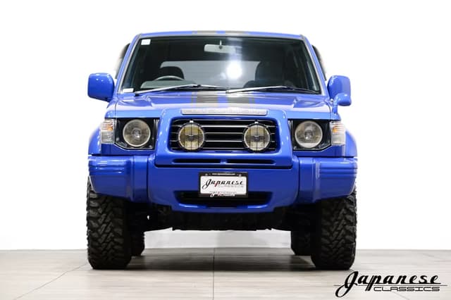 1997 Mitsubishi Pajero JDM car for sale — photo 2 of 25