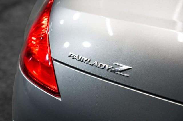 2005 Nissan Fairlady Z JDM car for sale — photo 6 of 17