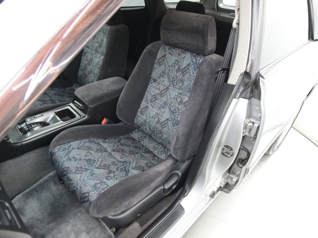 1997 Nissan Stagea JDM car for sale — photo 17 of 25