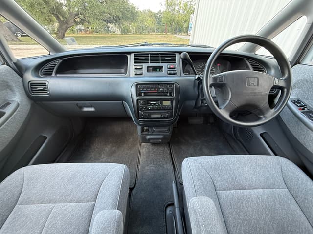 1997 Honda Odyssey JDM car for sale — photo 21 of 23