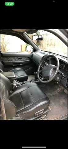 1995 Nissan Terrano JDM car for sale — photo 4 of 7