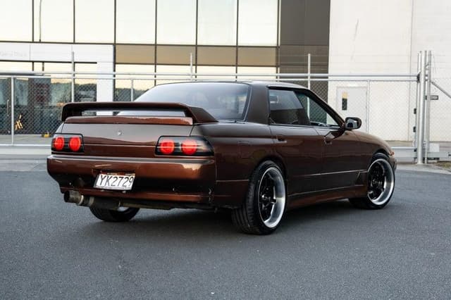 1991 Nissan Skyline JDM car for sale — photo 8 of 18