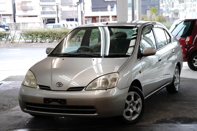 2001 Toyota Prius JDM car for sale — photo 5 of 25