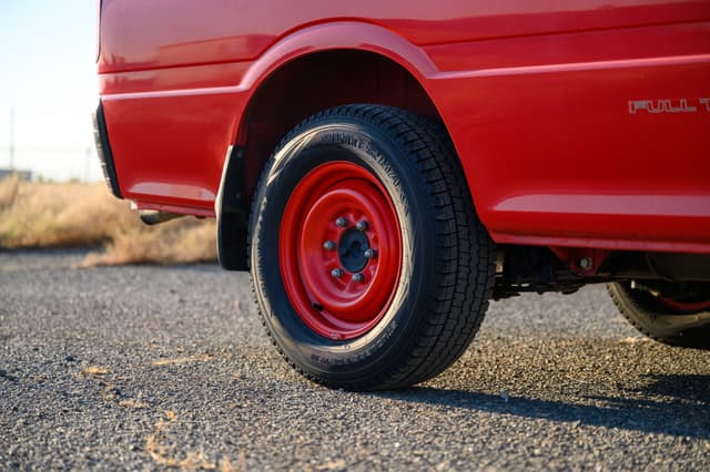 1999 Toyota HiAce JDM car for sale — photo 23 of 23