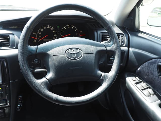 2001 Toyota Mark II JDM car for sale — photo 9 of 22