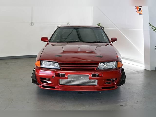 1992 Nissan Skyline JDM car for sale — photo 7 of 25