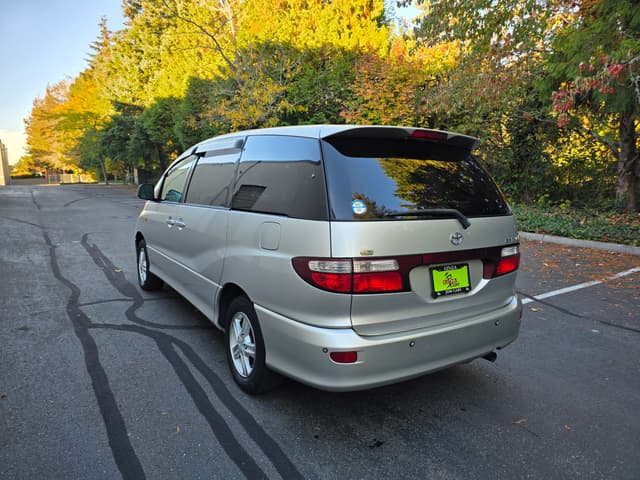 2001 Toyota Estima JDM car for sale — photo 5 of 14