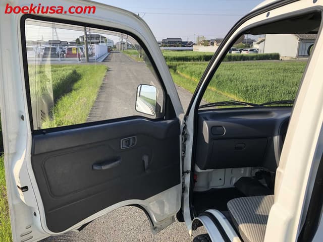 1995 Daihatsu Hijet JDM car for sale — photo 8 of 22