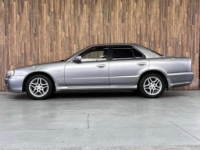2000 Nissan Skyline JDM car for sale — photo 11 of 21