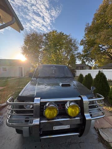 1994 Mitsubishi Pajero JDM car for sale — photo 8 of 10