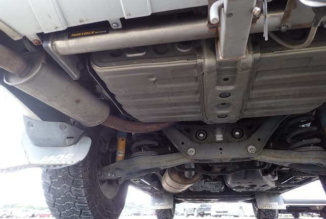 2010 Mitsubishi Pajero JDM car for sale — photo 15 of 25