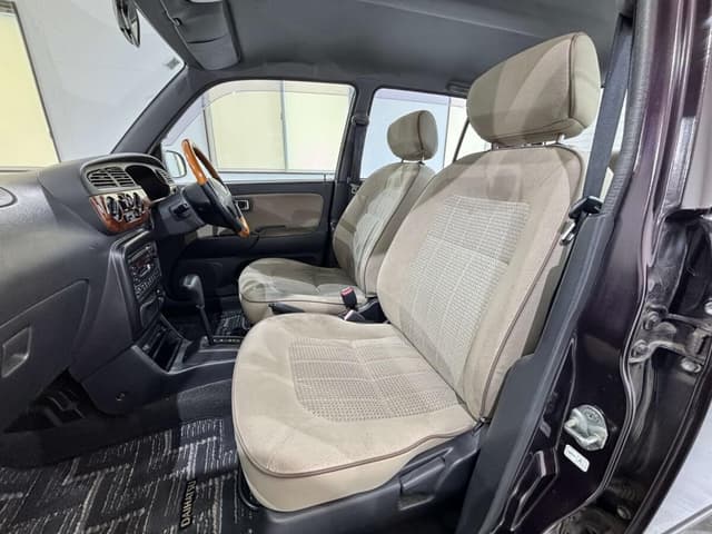2001 Daihatsu Mira JDM car for sale — photo 12 of 25