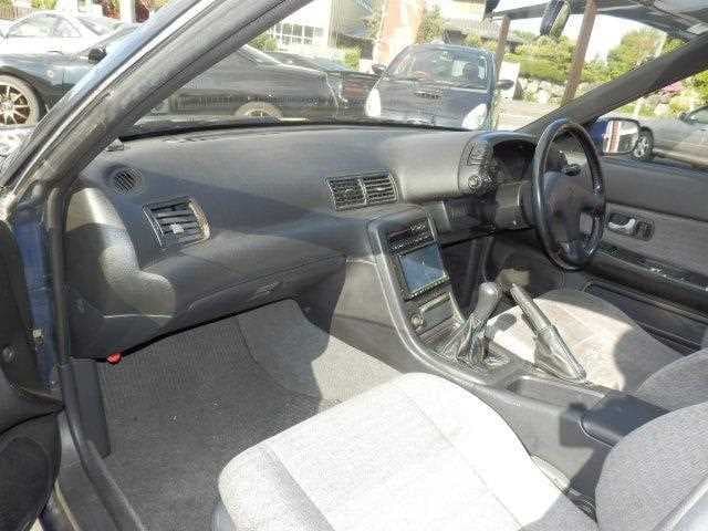 1993 Nissan Skyline JDM car for sale — photo 10 of 20