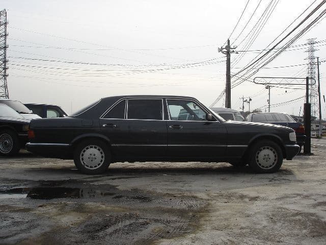 1990 Mercedes-Benz S-Class JDM car for sale — photo 9 of 18