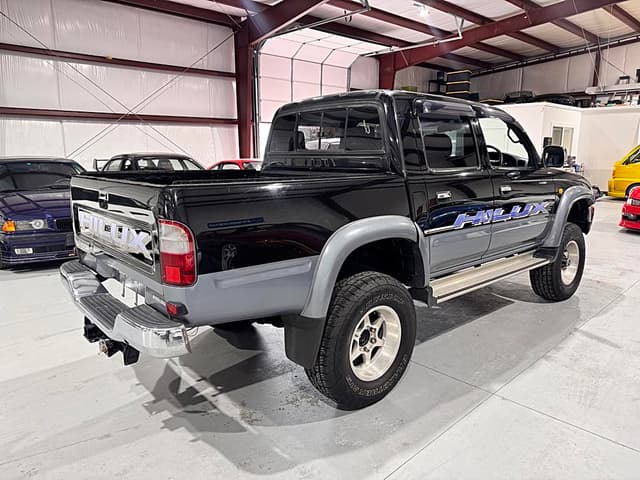 2000 Toyota Hilux JDM car for sale — photo 6 of 22