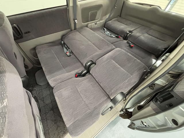 2001 Toyota Noah JDM car for sale — photo 24 of 25