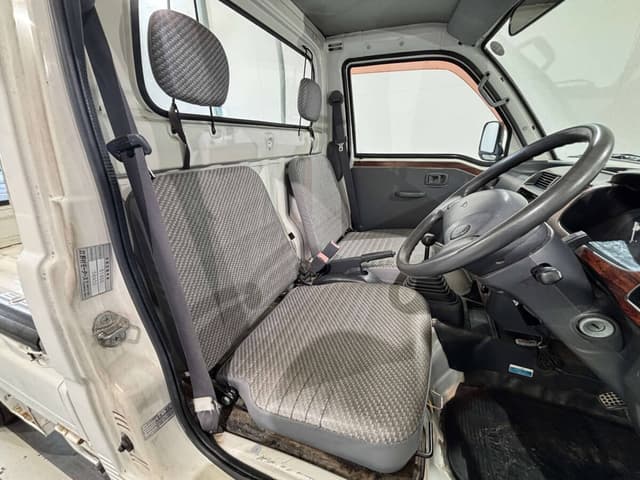 2000 Daihatsu Hijet JDM car for sale — photo 12 of 25