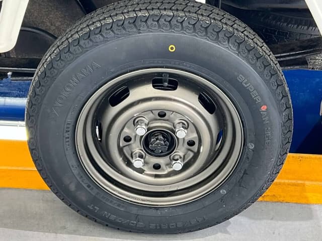 1998 Daihatsu Hijet JDM car for sale — photo 16 of 24