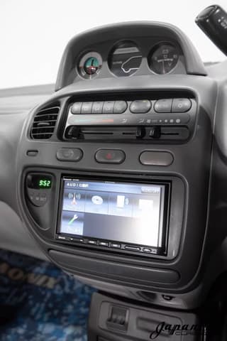 1998 Mitsubishi Delica JDM car for sale — photo 11 of 25