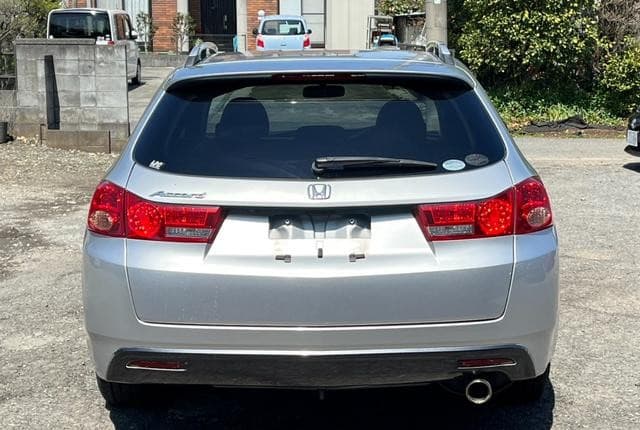 2011 Honda Accord JDM car for sale — photo 16 of 25