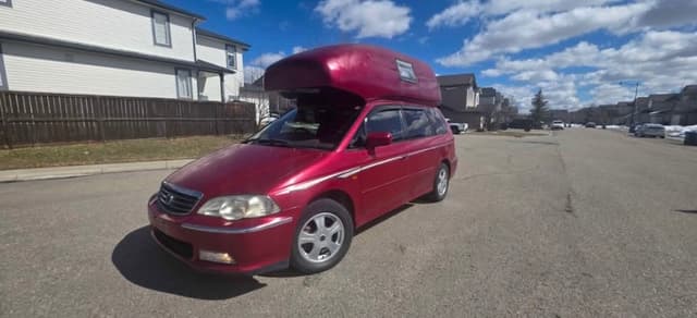 2000 Honda Odyssey JDM car for sale — photo 2 of 17