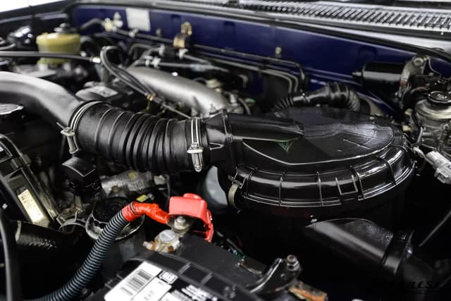 1997 Toyota Hilux JDM car for sale — photo 22 of 25
