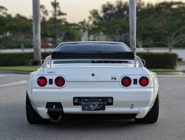 1994 Nissan Skyline JDM car for sale — photo 10 of 25