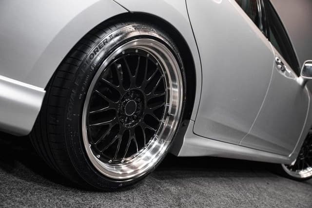 2008 Toyota Crown JDM car for sale — photo 12 of 18