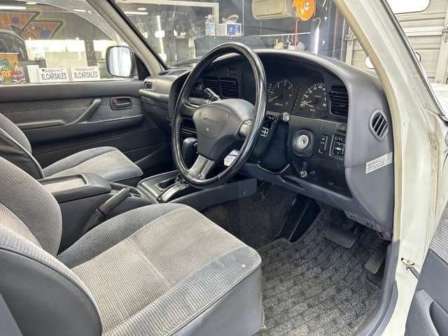 1992 Toyota Land Cruiser JDM car for sale — photo 15 of 23