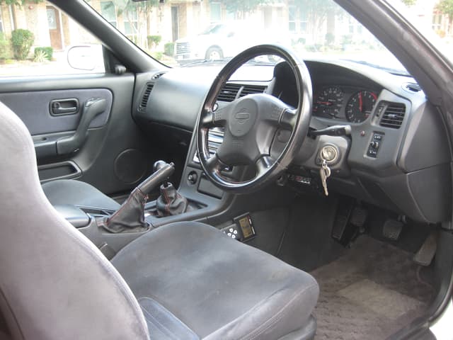 1995 Nissan Skyline JDM car for sale — photo 10 of 25