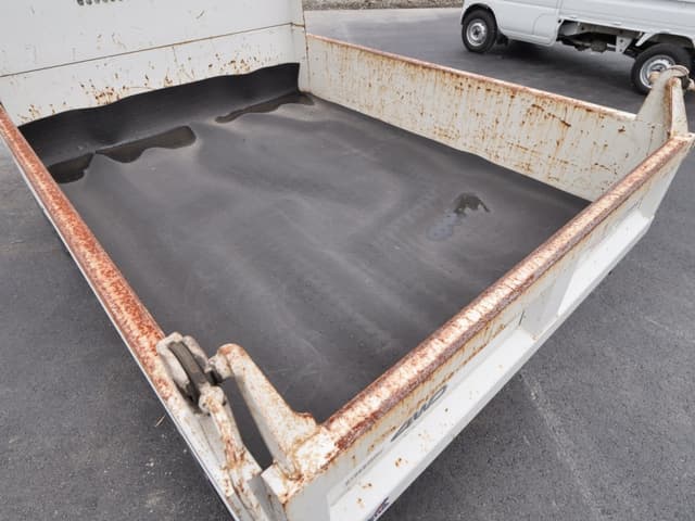 2002 Daihatsu Hijet JDM car for sale — photo 16 of 25