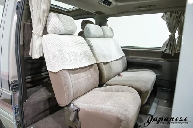 1998 Toyota HiAce JDM car for sale — photo 15 of 25