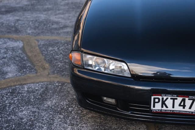 1992 Nissan Skyline JDM car for sale — photo 5 of 20
