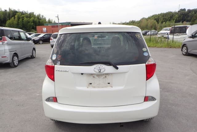 2011 Toyota JDM car for sale — photo 4 of 25