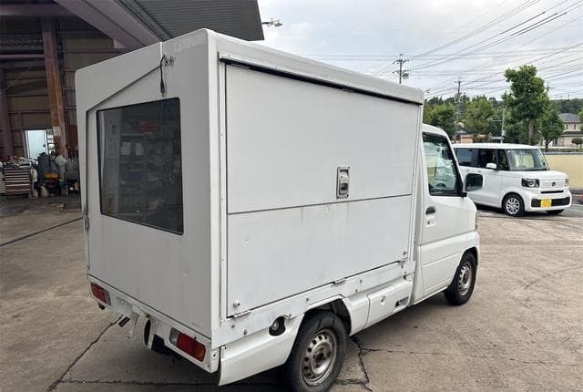 2004 Mitsubishi Minicab JDM car for sale — photo 8 of 25