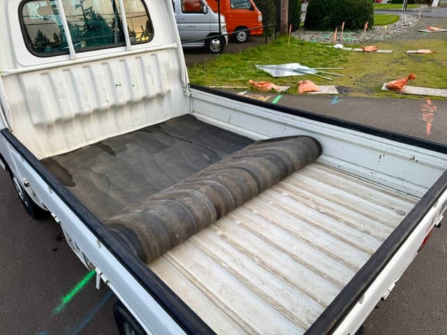 1997 Daihatsu Hijet JDM car for sale — photo 15 of 25