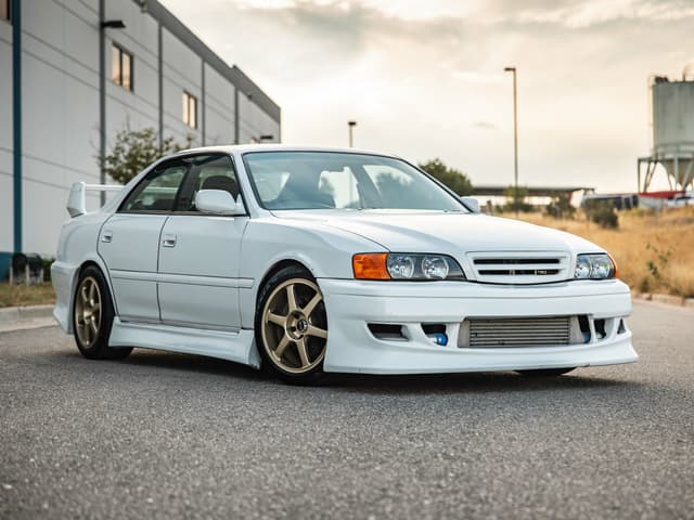 1998 Toyota Chaser JDM car for sale — photo 2 of 25