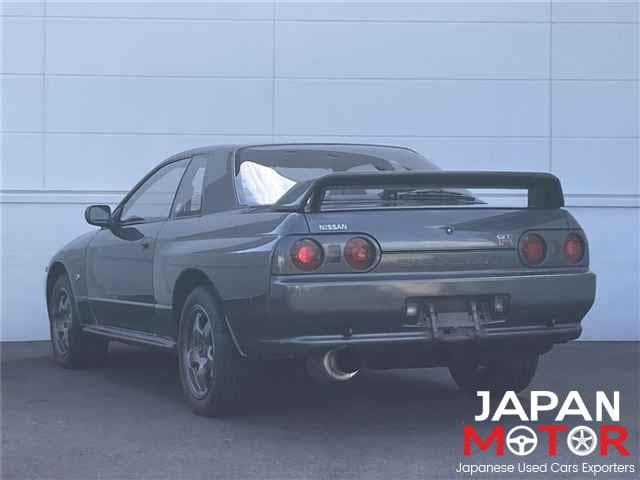 1990 Nissan Skyline JDM car for sale — photo 8 of 10