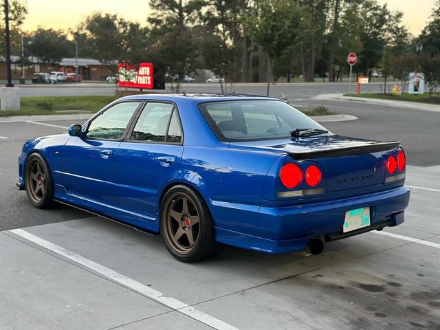 1998 Nissan Skyline JDM car for sale — photo 4 of 15