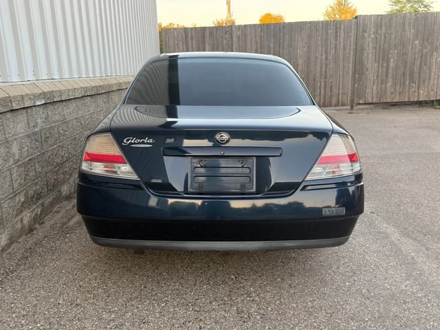 2001 Nissan Gloria JDM car for sale — photo 8 of 22