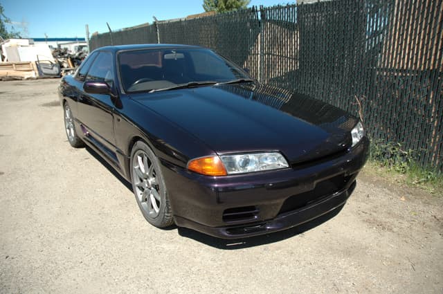Nissan Skyline JDM car for sale — photo 8 of 11