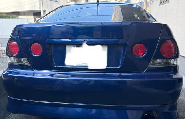 1999 Toyota Altezza JDM car for sale — photo 13 of 27