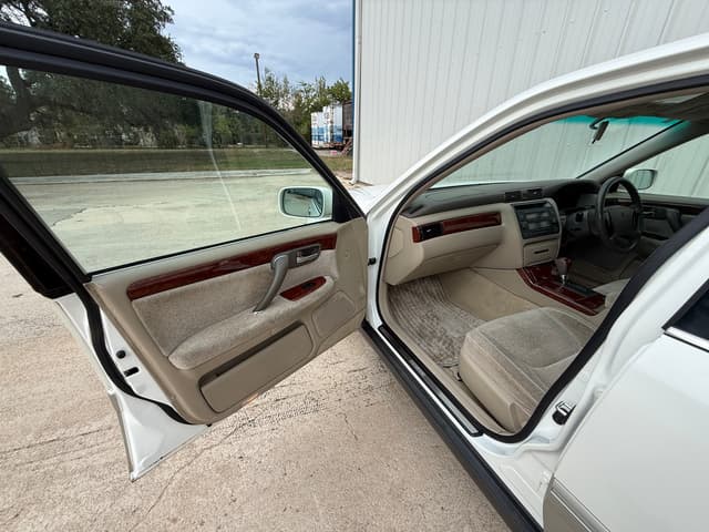 2000 Toyota Crown JDM car for sale — photo 9 of 21