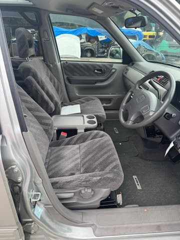 1999 Honda CR-V JDM car for sale — photo 8 of 13
