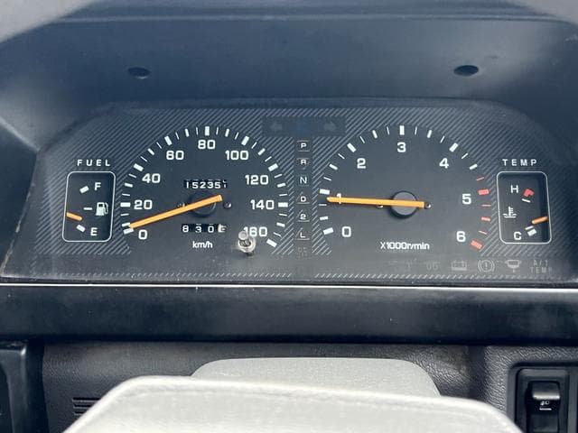 1996 Mitsubishi Delica JDM car for sale — photo 21 of 25