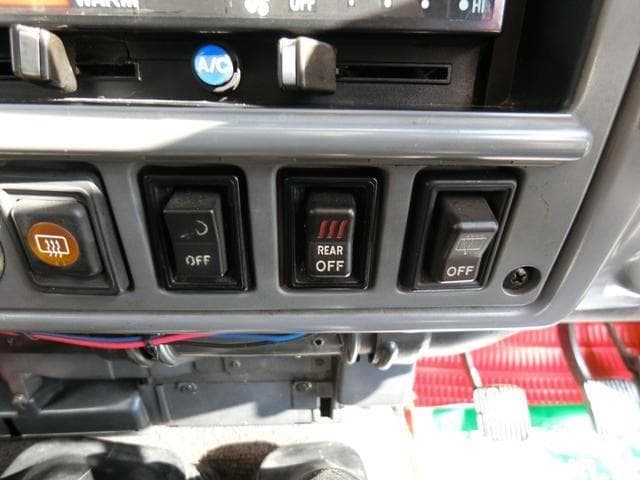 1985 Toyota Land Cruiser JDM car for sale — photo 17 of 25