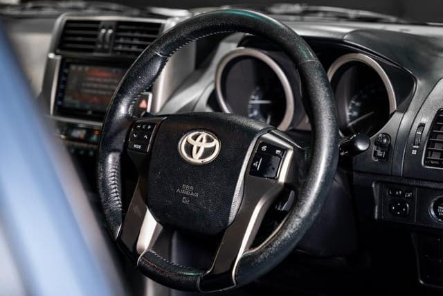 2010 Toyota Land Cruiser Prado JDM car for sale — photo 15 of 20